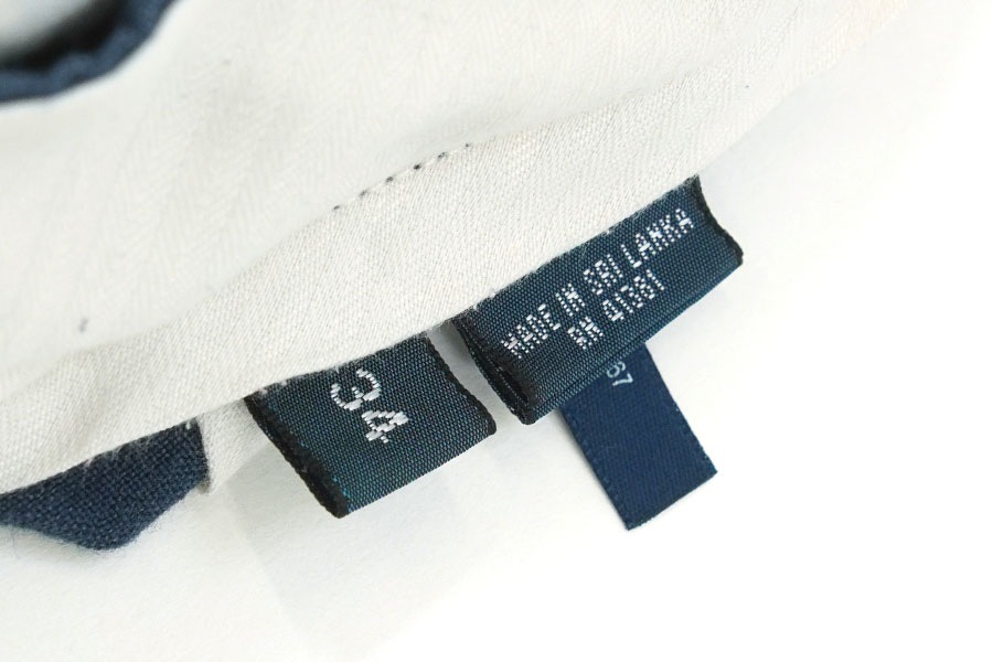 RALPH LAUREN 100% LINEN SHORTS NAVY (SIZE.W34)