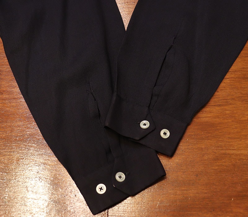 1950s L/S BLACK RAYON SHIRT , Size M