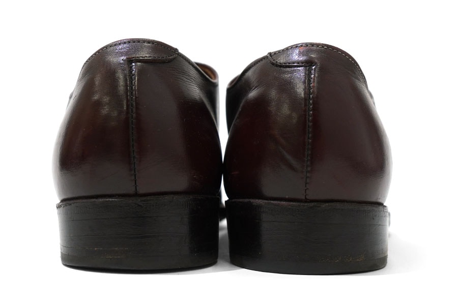 Cordwainer 内羽根ストレートチップ レザーシューズ バーガンディ 表記