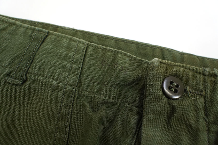 US ARMY 60s 前期 ベイカーパンツ ボタンフライ 60's～ U.S.ARMY ベイカーパンツ ボタンフライ 実寸(34x26位