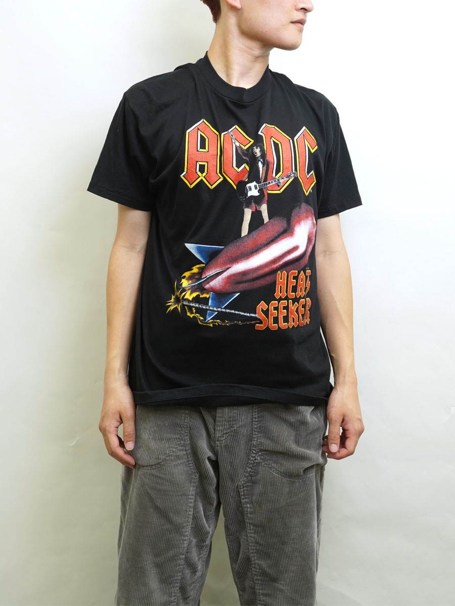 ￼J363 AC/DC ワールドツアー88 Tシャツ AC/DC ワールドツアー88 Tシャツ ブラック - メルカリ