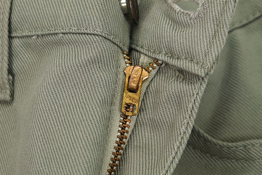 70'S LEVI'S STA-PREST BIG-E COTTON TWILL PANTS MOSS GREY (APPROX.W28 L28.5)