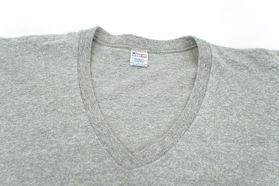 80's トリコタグ チャンピオン ''MICHIGAN STATE 1988 Rose Bawl Champion'' 3段染み込みプリント VネックTシャツ 霜降りグレー 表記(XXL)