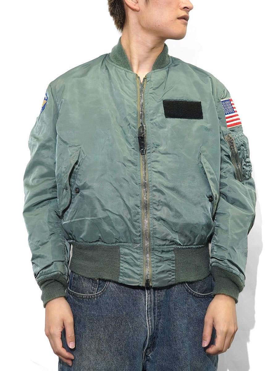 ALPHA INDUSTRIES MA-1 フライトジャケット ワッペン USA製 ALPHA INDUSTRIES MA-1 フライトジャケット ワッペン付き 表記