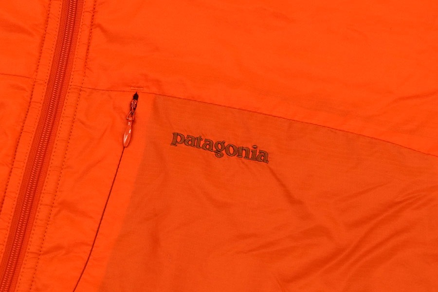 04's パタゴニア マイクロパフプルオーバー サンライズ 表記(L)