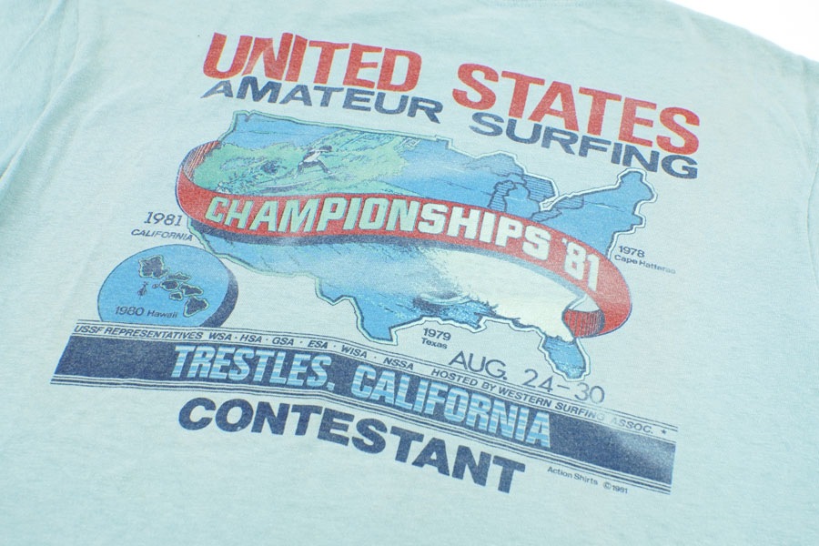 80's Anvil ''UNITED STATES AMATEUR SURFING CHAMPIONSHIPS '81'' 両面プリント ポケットTシャツ ライトブルー 表記(L)