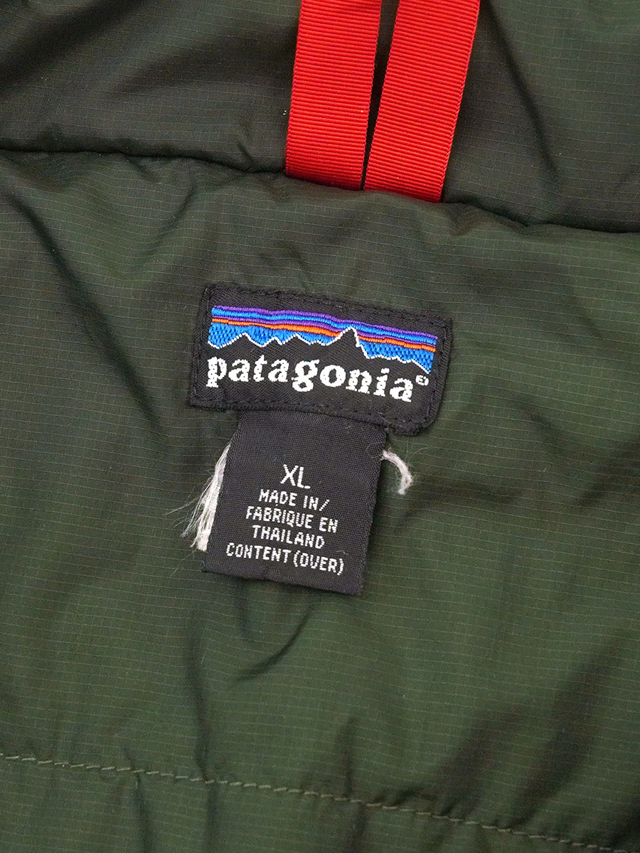 00 PATAGONIA PUFFBALL VEST FIRE/DARK MOSS (SIZE.X LARGE) PACKABLE