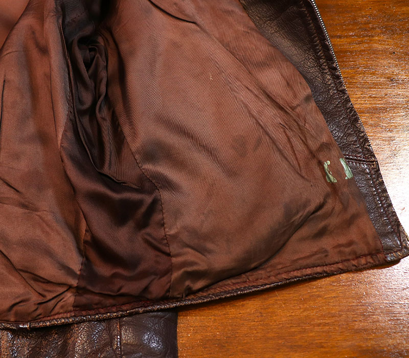 1940s LEATHER JACKET , BALL CHAIN x2 , Size 42