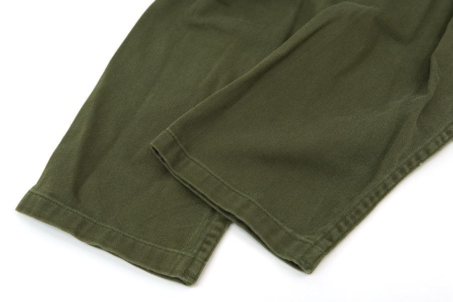60'S B.V.D. UTILITY SHIRT WITH PATCH (SIZE.MEDIUM)