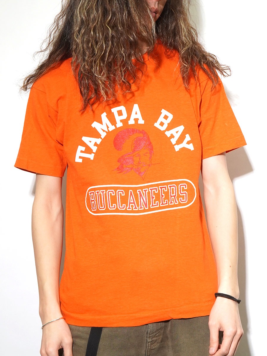 70's バータグ チャンピオン ''TAMPA BAY BUCCANEERS'' 3段プリント T