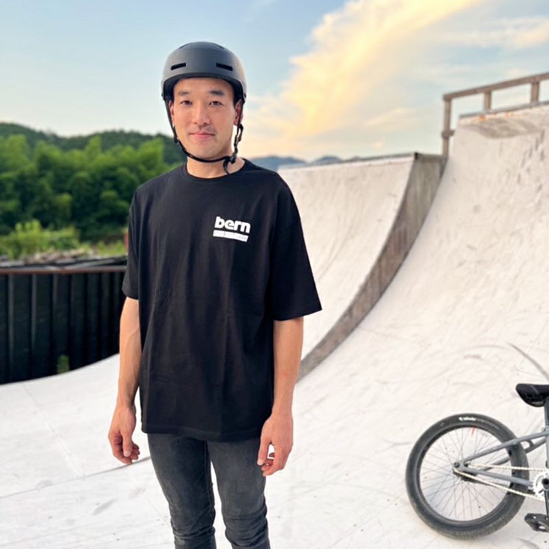 BERN OVERSIZE LOGO TEE