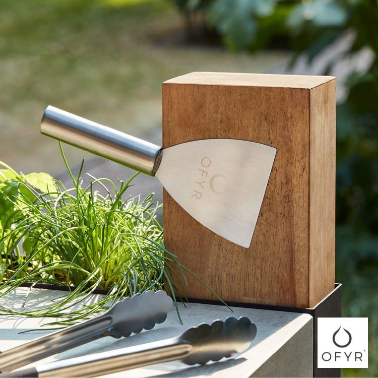 OFYR(���ե���) ���饷�å� ���ȥ졼�� �֥�å�85 �緿 �С��٥��塼����� ���Ρå������� �����ȥɥ����å��󥰥���� �����դ� BBQ Classic Storage Black85 TEAK WOOD OCSB85