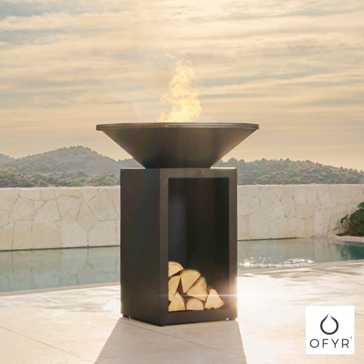 OFYR(���ե���) ���饷�å� ���ȥ졼�� �֥�å�100 �緿 �С��٥��塼����� ���Ρå������� �����ȥɥ����å��󥰥���� �����դ� BBQ Classic Storage Black85 TEAK WOOD OCSB100