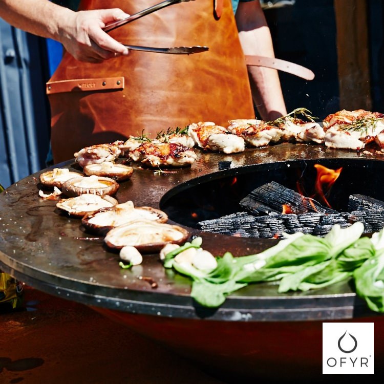 OFYR(���ե���) ���饷�å� ���ȥ졼�� �֥�å�100 �緿 �С��٥��塼����� ���Ρå������� �����ȥɥ����å��󥰥���� �����դ� BBQ Classic Storage Black85 TEAK WOOD OCSB100