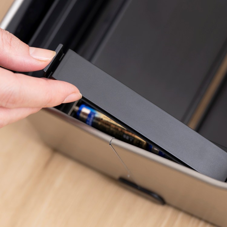 EKO(������������) �ե���ȥ�ץ� ���󥵡��ӥ�35L�å���Ȣ 3��Ÿ��(�֥�å�/����С�/�ۥ磻��) ���󥵡������� ���ƥ�쥹 EK9577-35L