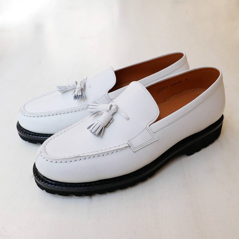 タッセルローファー  ジャランスリワヤ ジャラン スリウァヤ WHITE VIBRAM SOLE  JALAN SRIWIJAYA