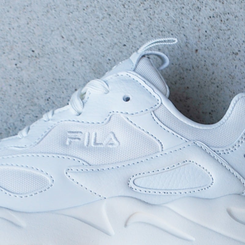 スニーカー フィラ FILA RAY TRACER ウィ ダットシューズ レイ