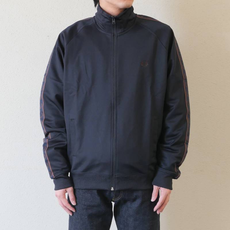 トラックジャケット フレッドペリー CONTRAST TAPE TRACK JACKET J5557 FRED PERRY