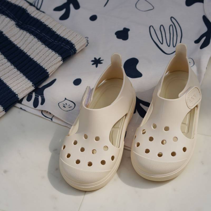【SALE／10%OFF】イゴール サンダル キッズ サーフィン igor S10343 SURFI ベルクロ 12cm-15cm スペイン 靴 【国内正規品】
