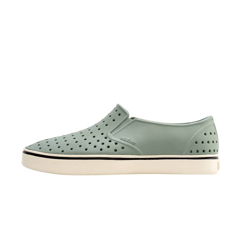 【SALE/20%OFF】サンダル スリッポン ユニセックス ネイティブ マイルズワンダーフォーム native Miles Wanderfoam 水陸両用【国内正規品】 23.5-28cm