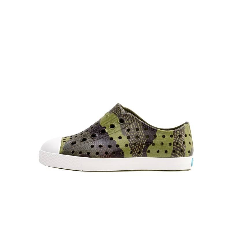 【SALE/20%OFF】サンダル キッズ ジュニア スリッポン ネイティブ ジェファーソン プリント native Jefferson Print 迷彩 お花 水陸両用【国内正規品】 17.5-21.5cm