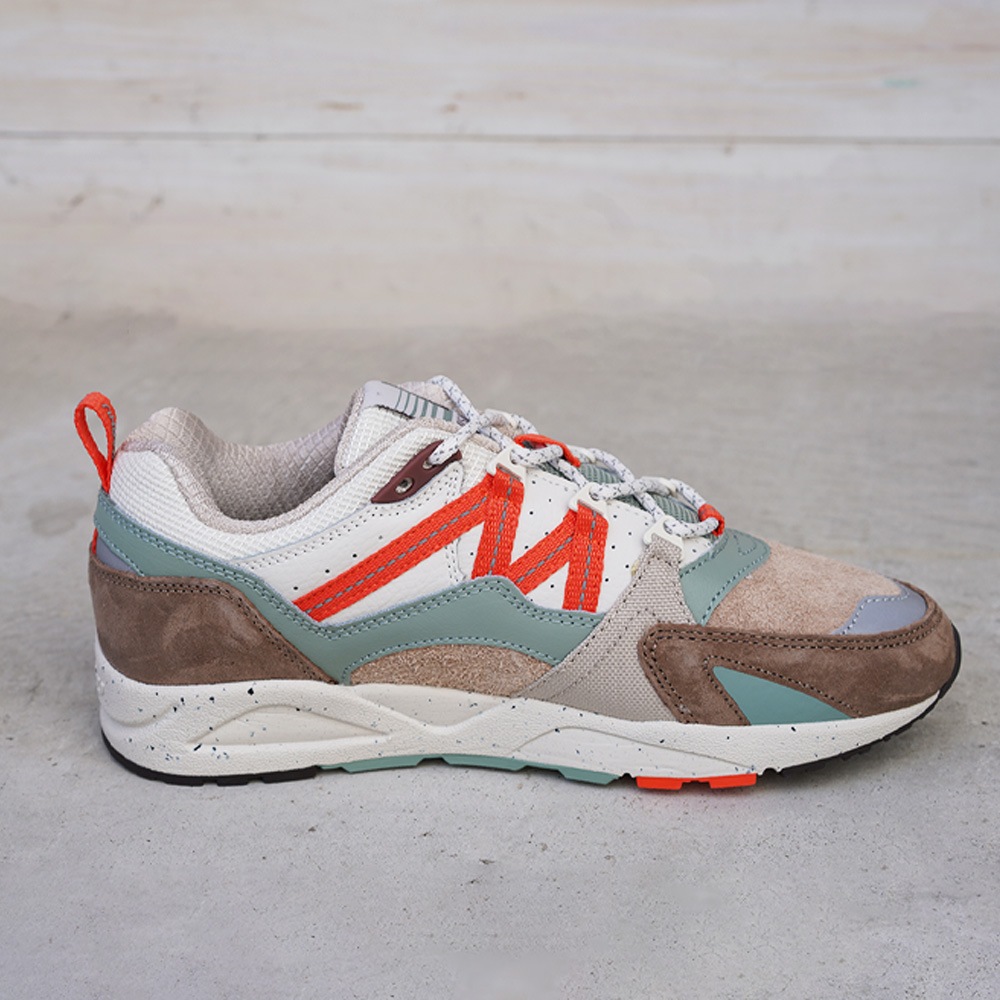 スニーカー レディース メンズ カルフ ユニセックス フュージョン 2.0 KARHU FUSION 2.0  PORTABELLA / NASTURTIUM   靴 運動靴 【国内正規品】22-25.5cm