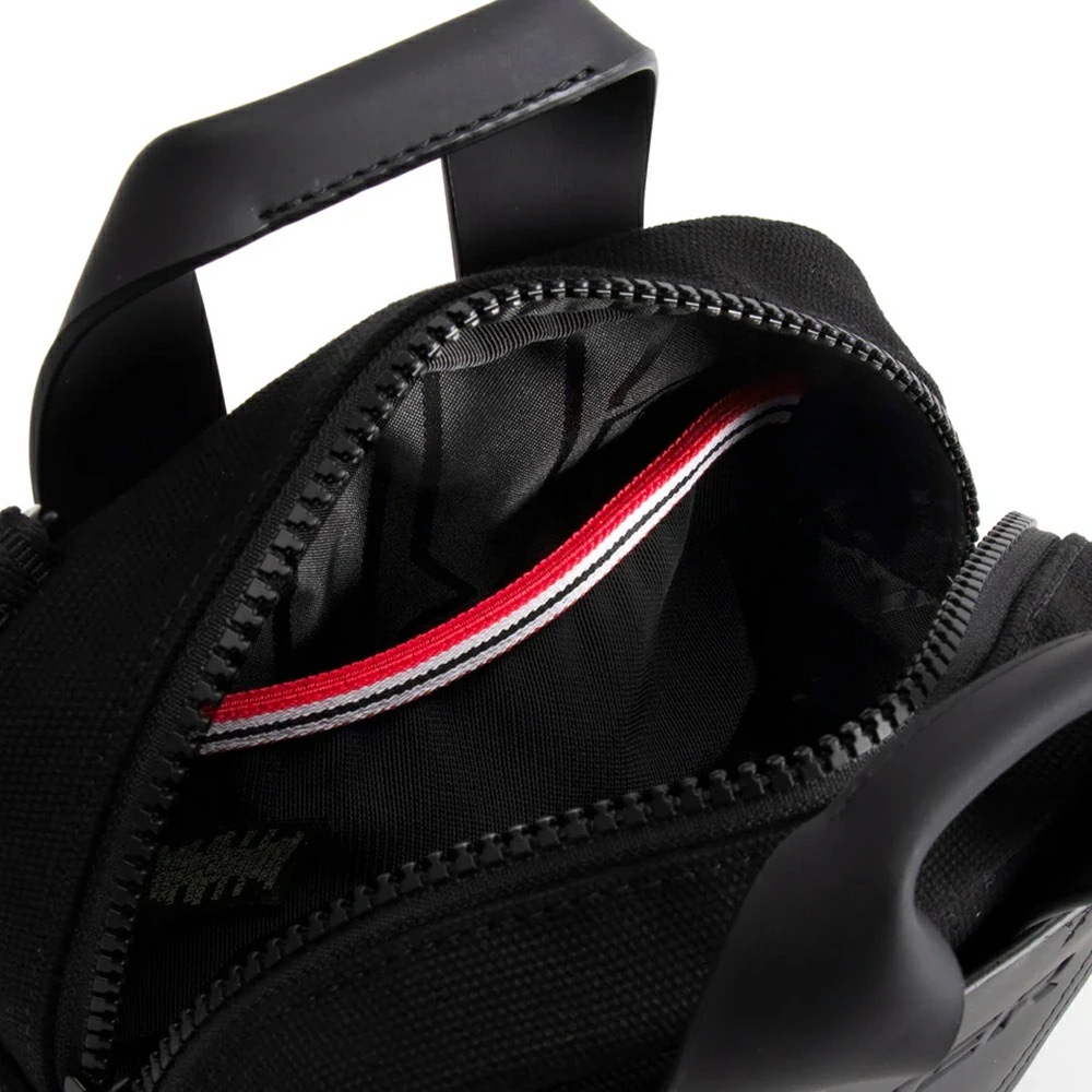 ハンター ショルダーバッグ リファインドスティッチキャンバスクロスボディブラック HUNTER ユニセックス レディース 2WAY (UBX4013CAA) 【国内正規品】