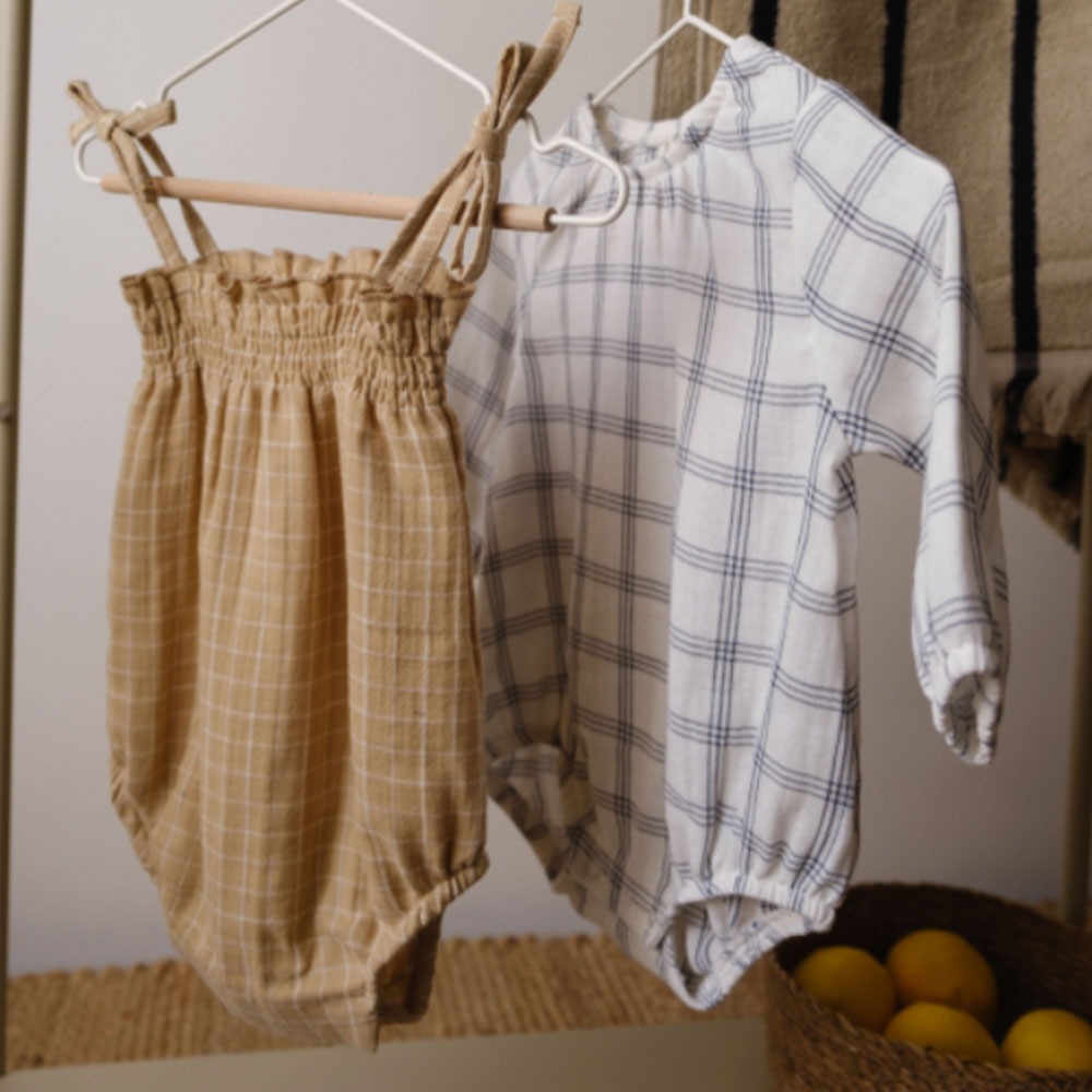ノースリーブロンパース  ベビー オーガニックズー  Organic Zoo Grid Check Spaghetti Bodysuit Wheat 【国内正規品】16spbwgc