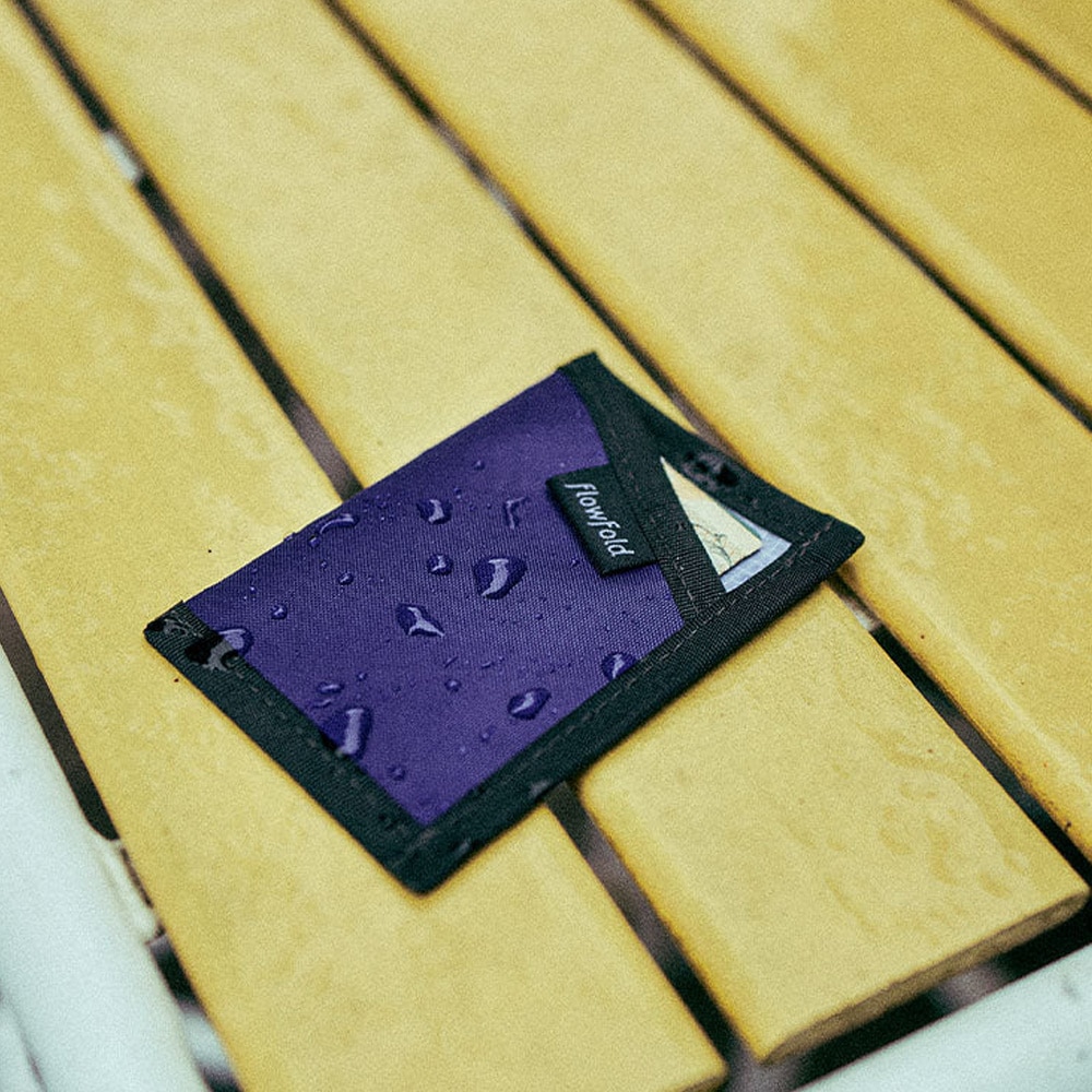 カードホルダー ウォレット ミニ財布 フローフォールド Recycled Sailcloth Minimalist Card Holder Wallet Flowfold 【国内正規品】