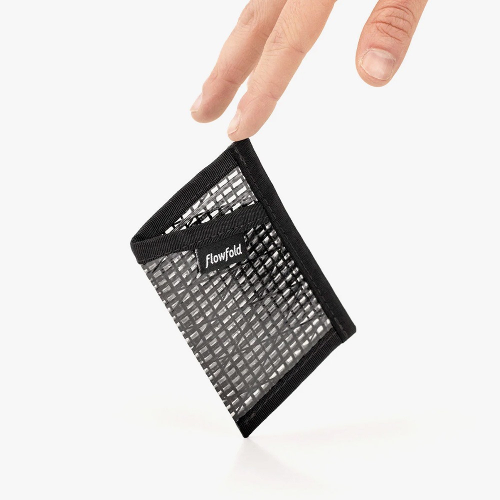 カードホルダー ウォレット ミニ財布 フローフォールド Recycled Sailcloth Minimalist Card Holder Wallet Flowfold 【国内正規品】