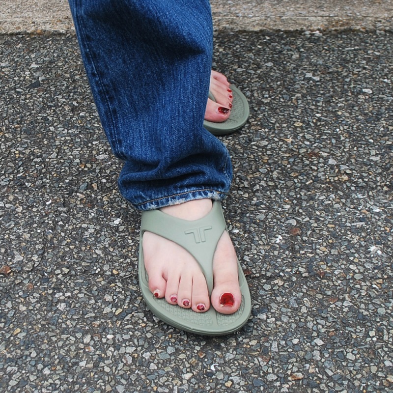 【SALE／20%OFF】サンダル   テリック フリップフロップ リカバリーサンダル FLIP FLOP TELIC 22.5-28.5cm