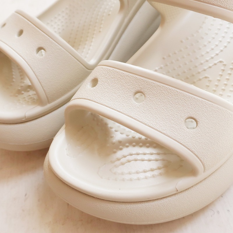 crocs★クラシック クラッシュ サンダル★ユニセックス 22-25cm クロックス公式】クラッシュ サンダル｜サンダル 厚底