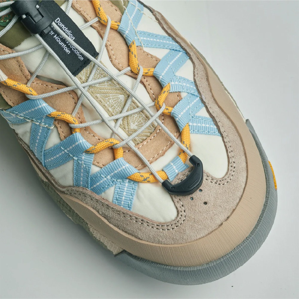 スニーカー ユニセックス イワノ2 フラワーマウンテン 10周年 FLOWER MOUNTAIN IWANO2 Sand/Taupe 10th Anniversary special color【国内正規品】FM100033