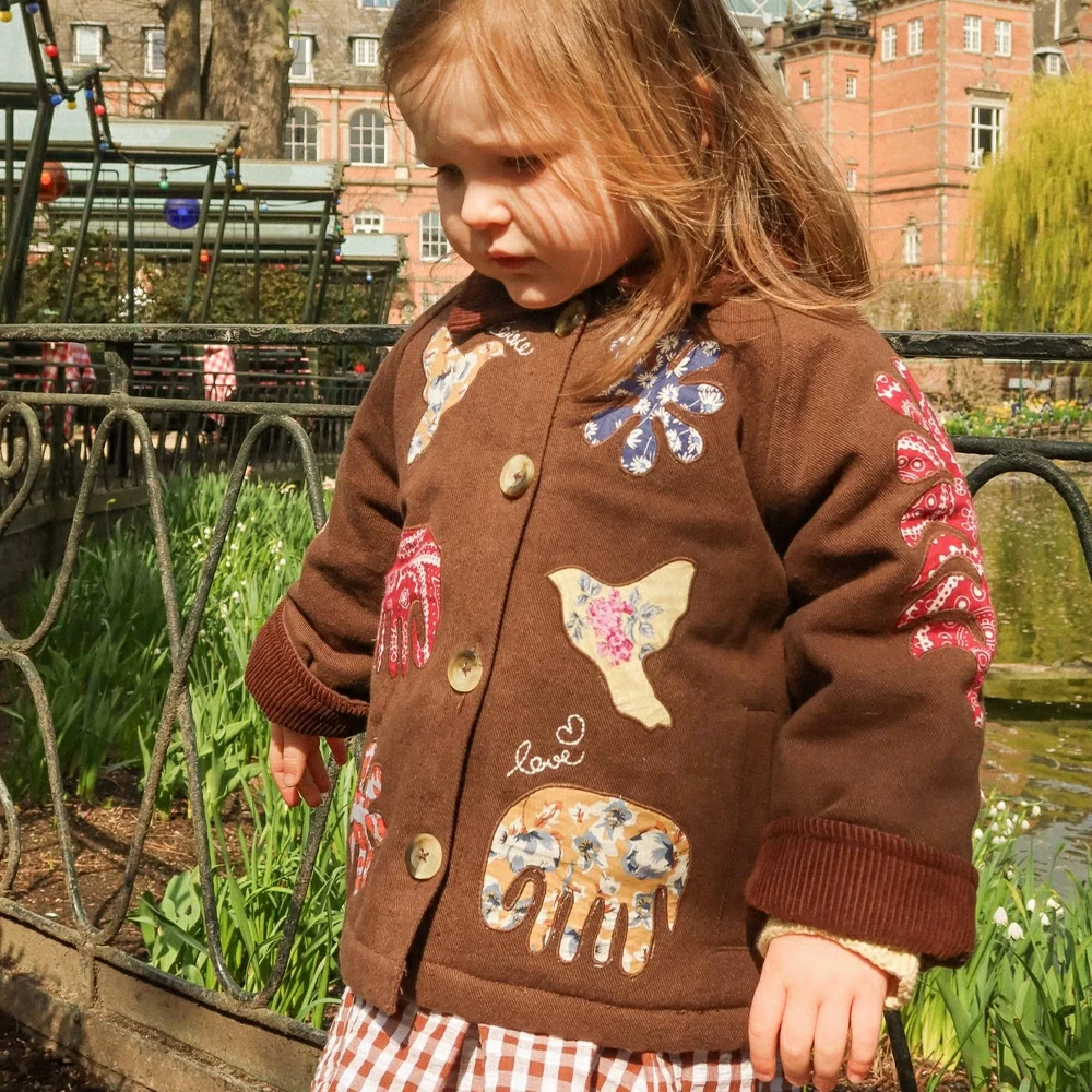 SISSEL EDELBO（シセル エデルボ）**のボアジャケットです。 ジャケット キッズ ベビー Organic Cotton Brown Fudge Lillibeth MINI