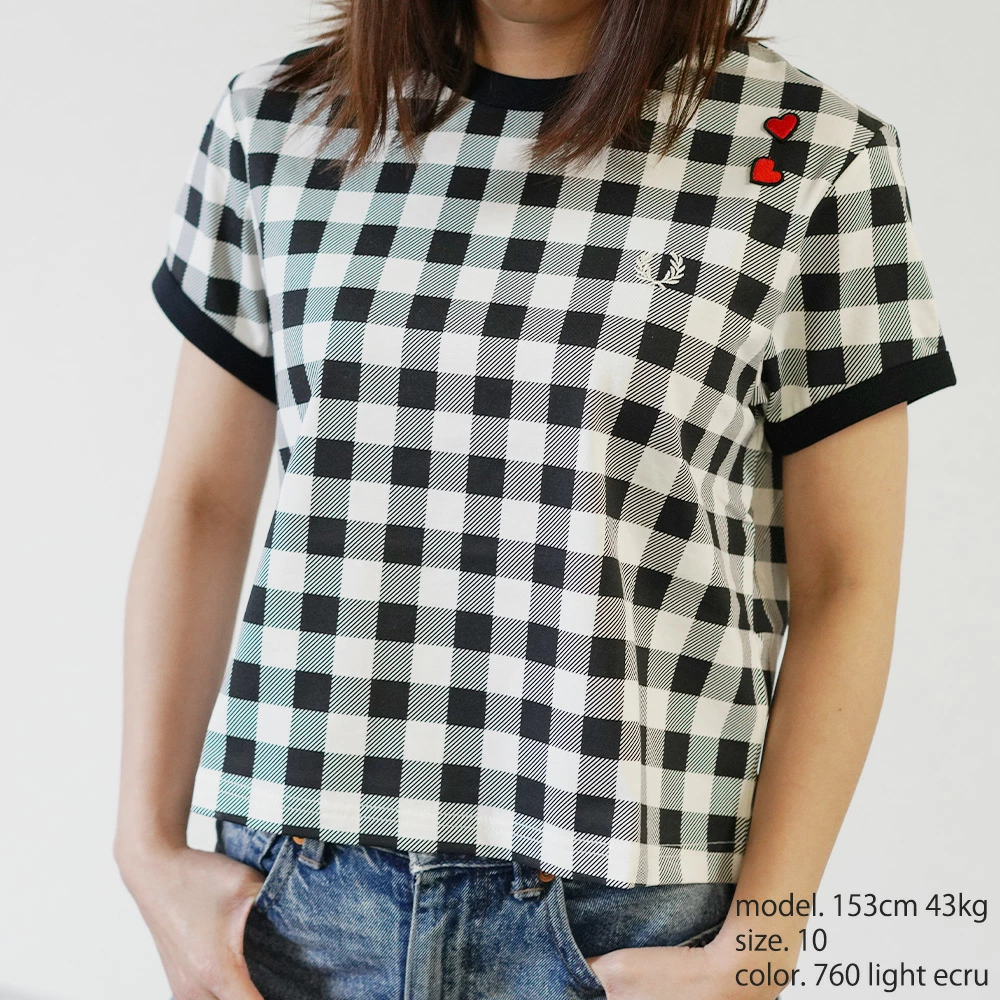 フレッドペリー  Tシャツ レディース エイミーワインハウス  半袖 FRED PERRY Amy Winehouse Printed T-Shirt【国内正規品】SG2133