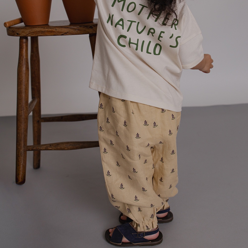 Tシャツ キッズ  ベビー オーガニックズー  Organic Zoo Mother Nature's Child Friends Of the Garden Boxy T-Shirt【国内正規品】 18naturebt 18friendbt