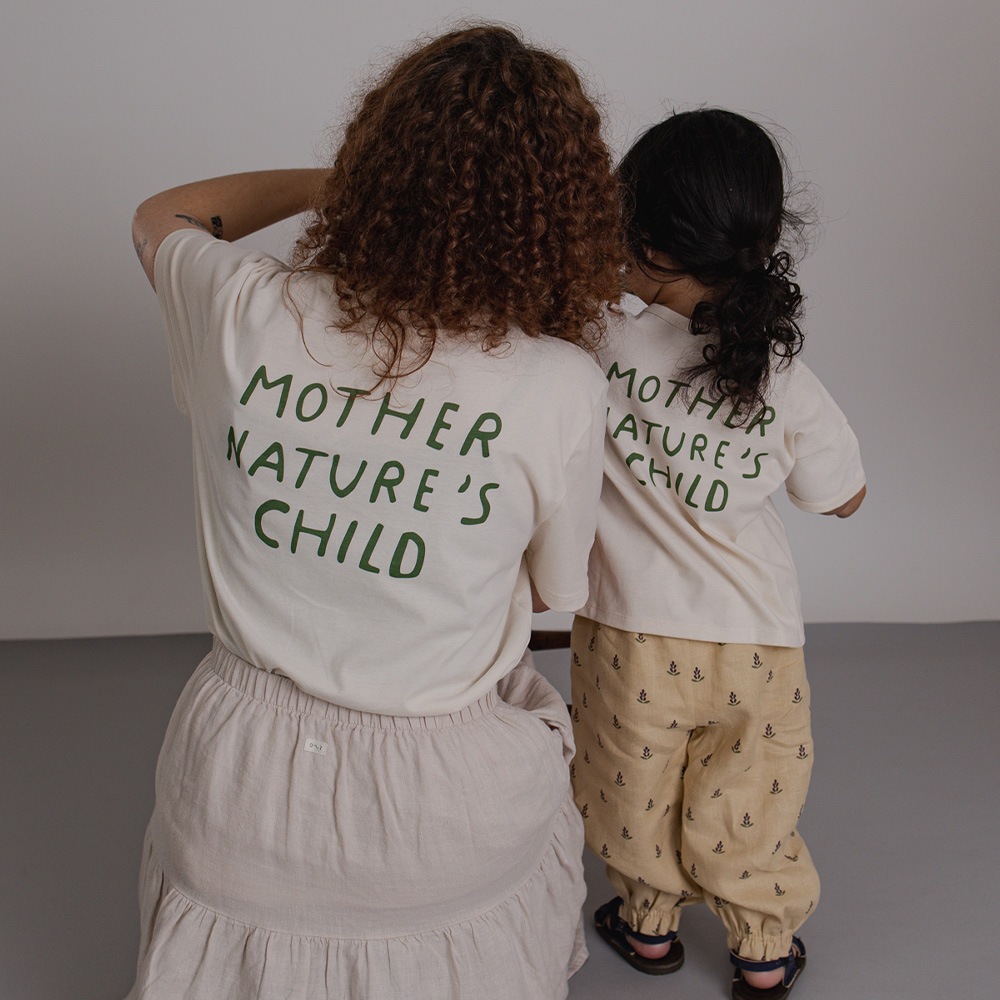Tシャツ キッズ  ベビー オーガニックズー  Organic Zoo Mother Nature's Child Friends Of the Garden Boxy T-Shirt【国内正規品】 18naturebt 18friendbt