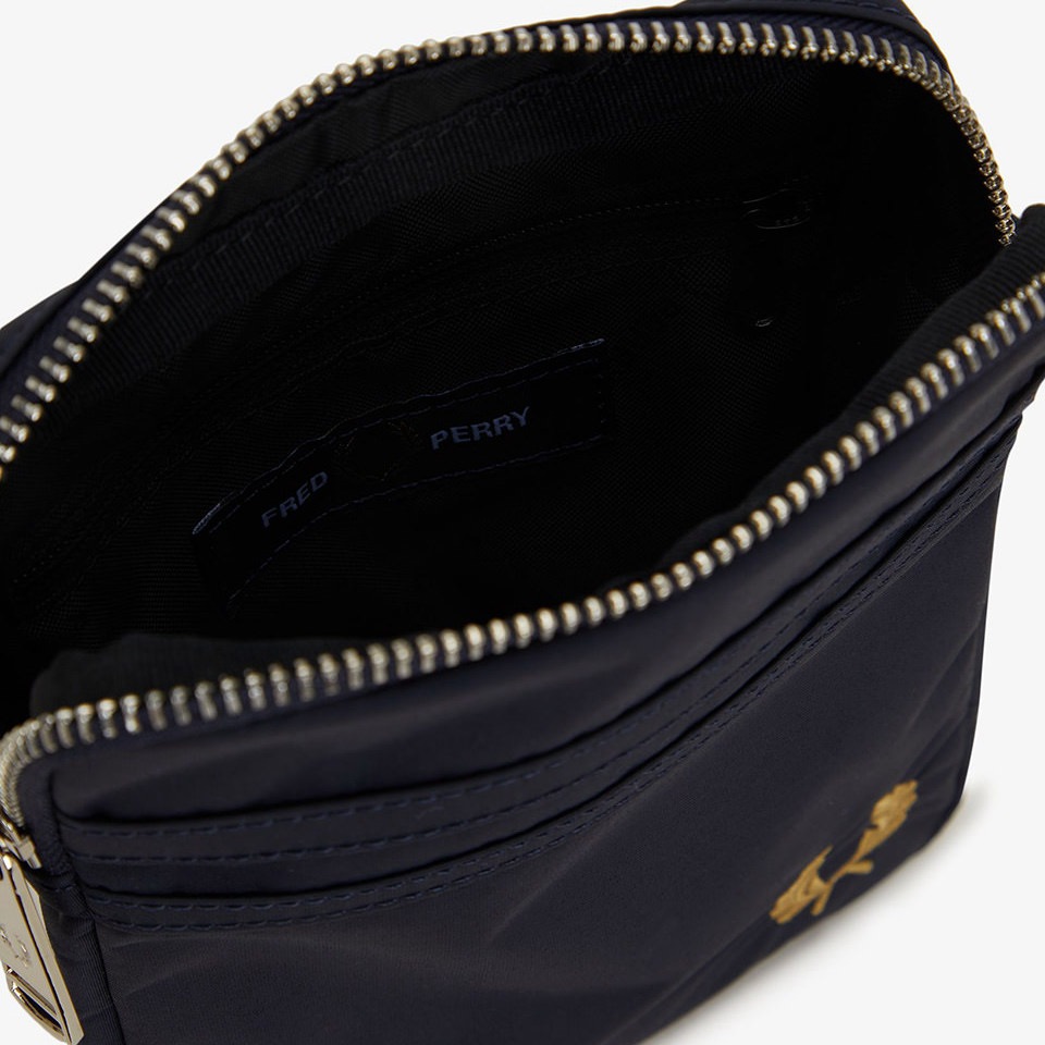 ショルダーバッグ ユニセックス フレッドペリー FRED PERRY  Brentham Nylon Side Bag【国内正規品】L9263