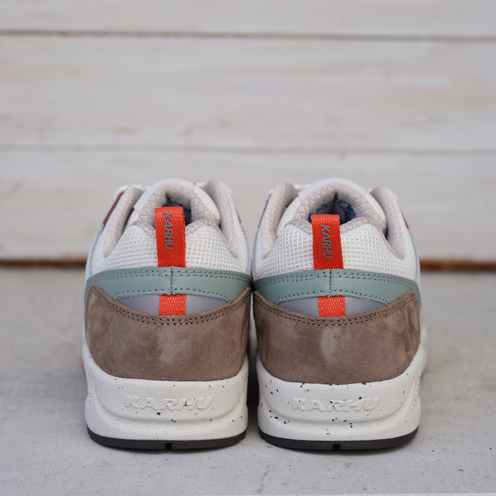 スニーカー レディース メンズ カルフ ユニセックス フュージョン 2.0 KARHU FUSION 2.0  PORTABELLA / NASTURTIUM   靴 運動靴 【国内正規品】22-25.5cm