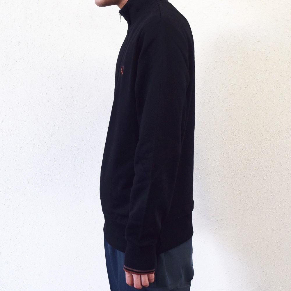 【26AW 一部予約】 ハーフジップ スウェット メンズ レディース ユニセックス フレッドペリー  M3574 HALF ZIP SWEATSHIRT 【国内正規品】 FRED PERRY