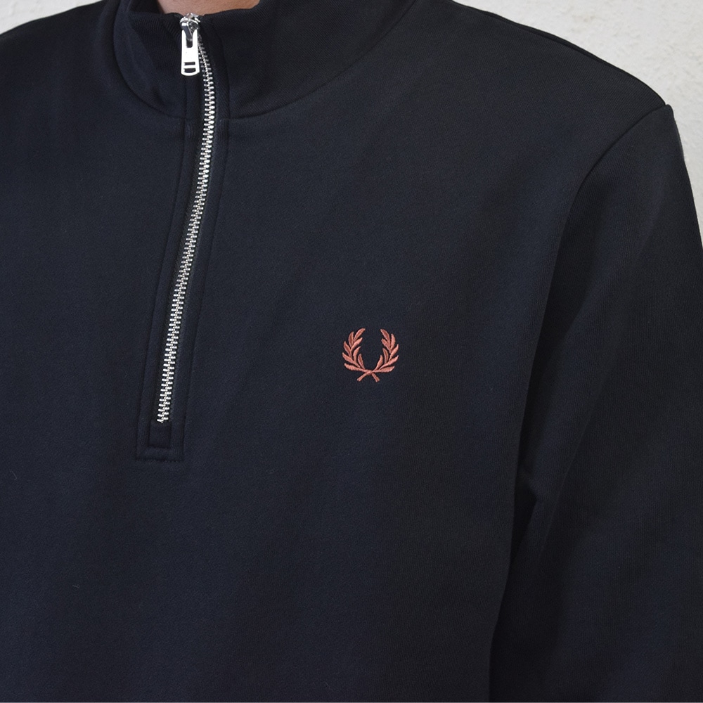 【26AW 一部予約】 ハーフジップ スウェット メンズ レディース ユニセックス フレッドペリー  M3574 HALF ZIP SWEATSHIRT 【国内正規品】 FRED PERRY