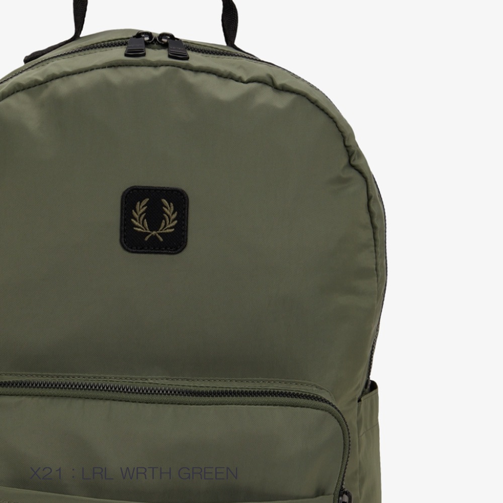 フレッドペリー  リュックサック ユニセックス バックパック FRED PERRY CRINKLE NYLON BACKPACK 【国内正規品】 L3339