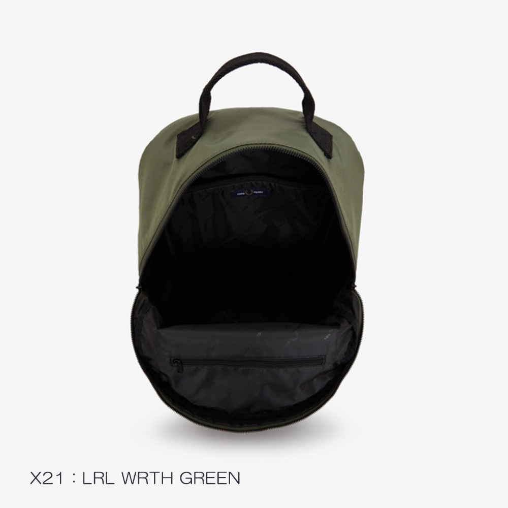 フレッドペリー  リュックサック ユニセックス バックパック FRED PERRY CRINKLE NYLON BACKPACK 【国内正規品】 L3339