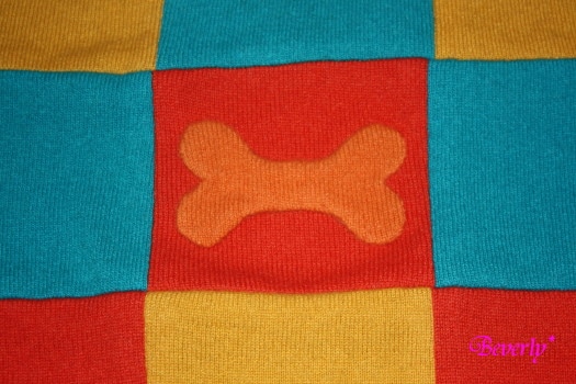 【新品タグ付き】フィフィ&ロメオ カシミア100% アメリカ国旗 カフェマット fifi&romeo カシミヤカフェマット イエロー×オレンジ×ブルー