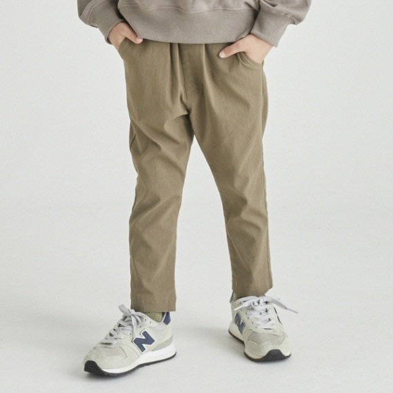 【定番】テーパードスリムパンツ/ カーキ