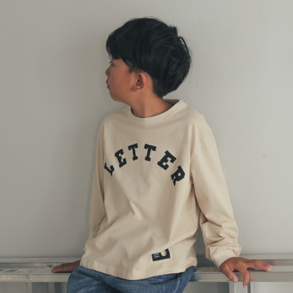 【25PS】LETTERロングＴシャツ / アイボリー