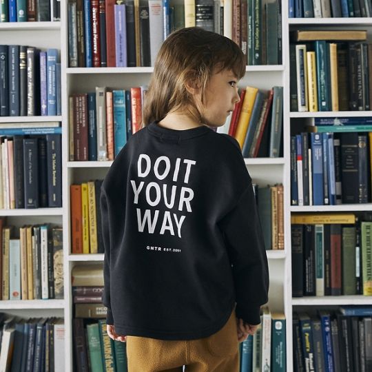 【25FW】YOURSトレーナー / ブラック