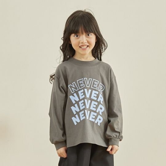 【25FW】NEVER L/S Tシャツ / チャコールグレー