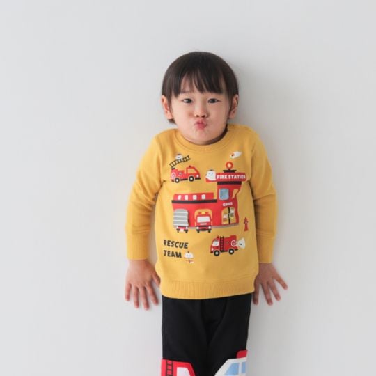 【25FW】おばけの消防車 トレーナー / マスタード