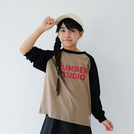 【25FW】NUMBER STUDIO ロングTシャツ / サンド